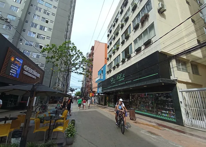 Ca01- Apto Na Quadra-Mar Da Praia Central Com Garagem