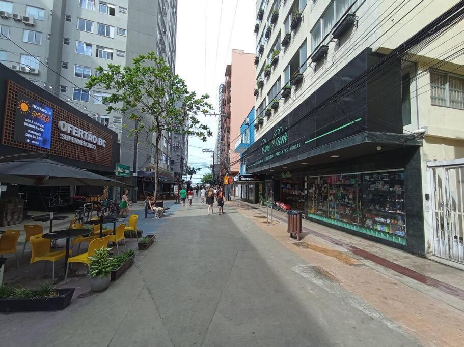 Ca01- Apto Na Quadra-mar Da Com Garagem Apartamento