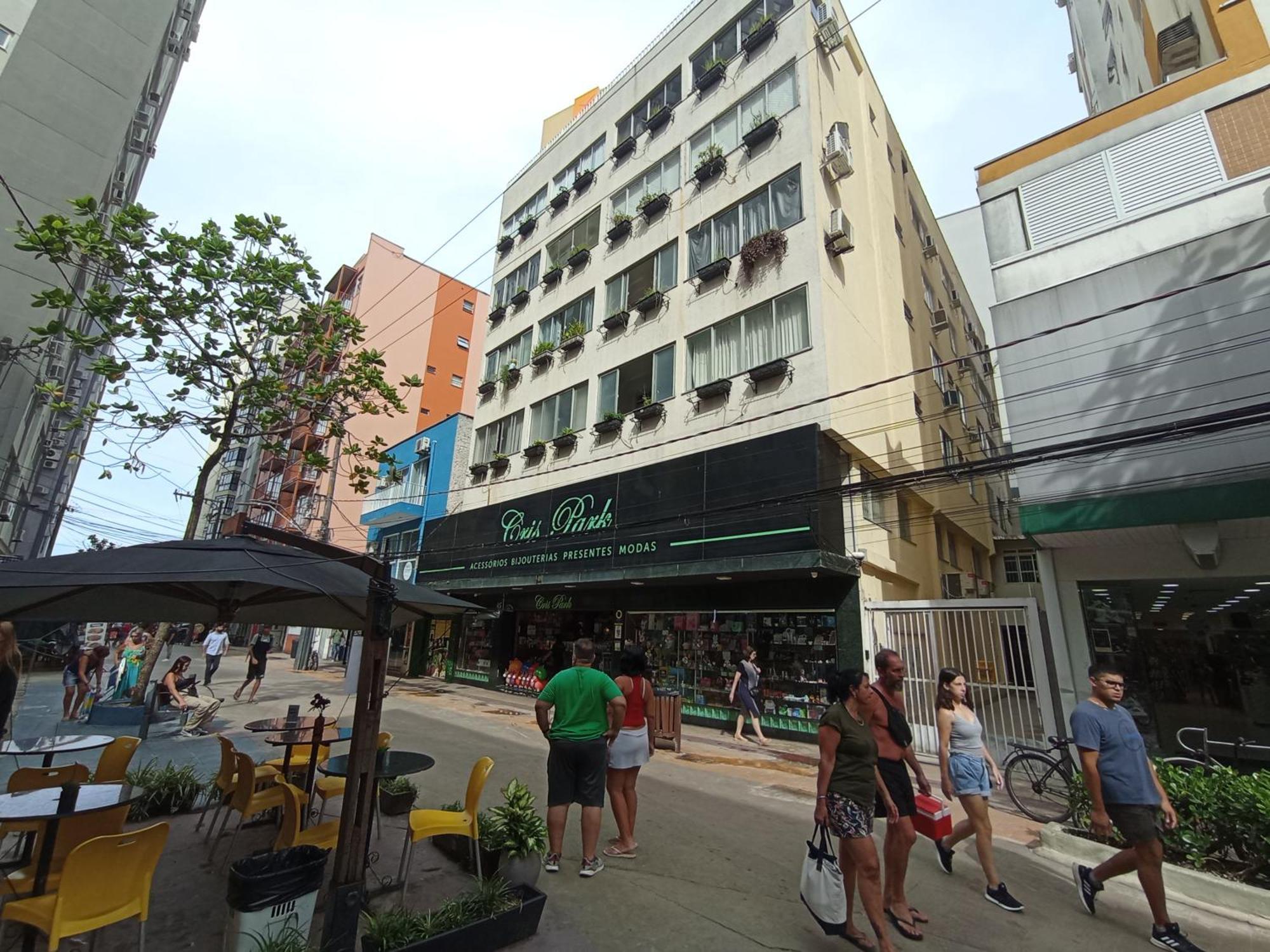 Apartamento Ca01- Apto Na Quadra-mar Da Com Garagem Balneario Camboriu